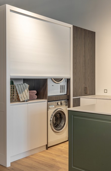 Sage Doors laundry roller door Opticoat Vanilla Cupcake Feather White Timbalook Rangitoto 21 1920
